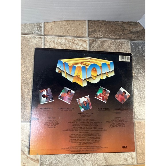 Avion Vinyl Record Album RCA Victor 1977 - Picture 2 of 4